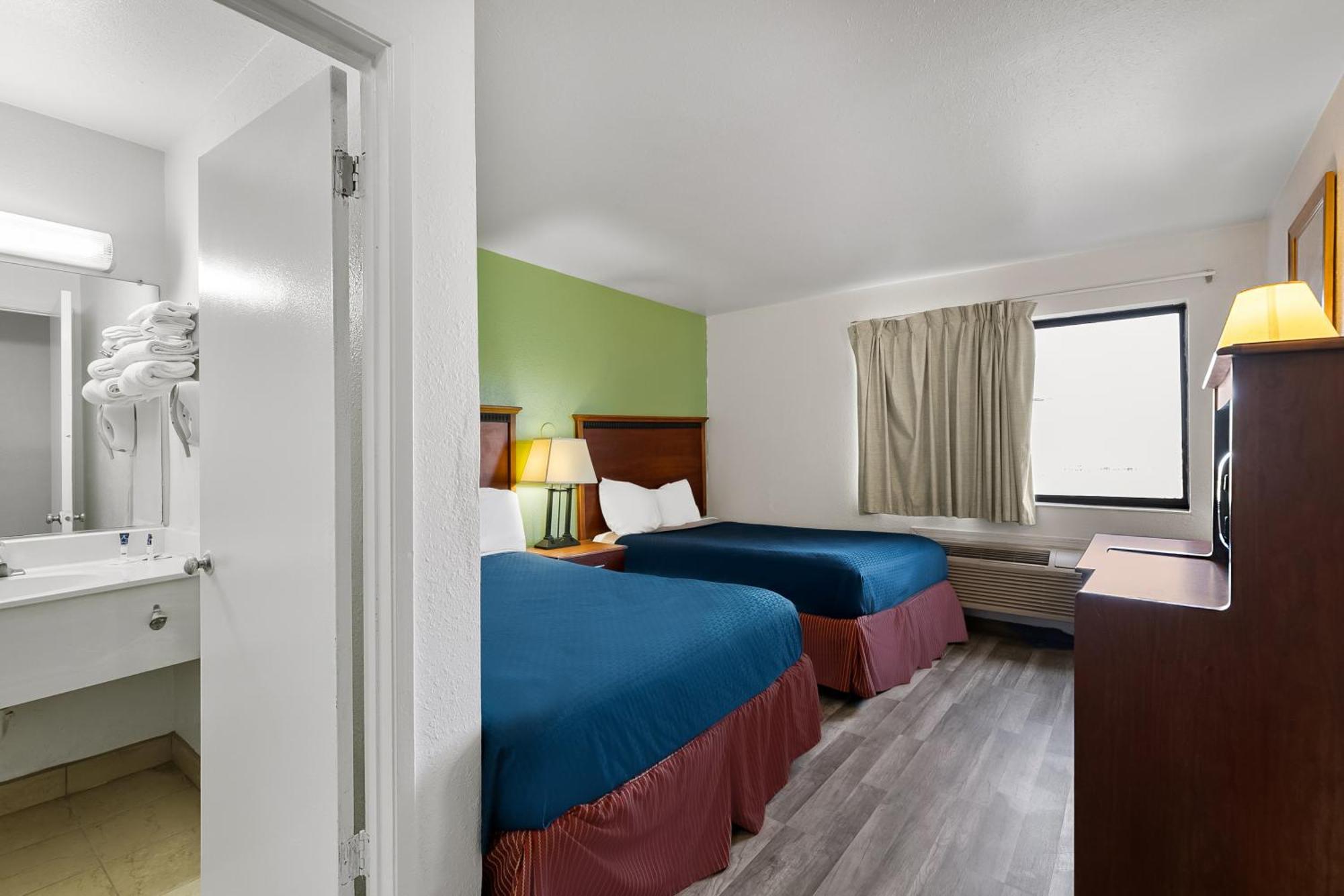 Americas Best Value Inn - Lincoln Airport Екстериор снимка